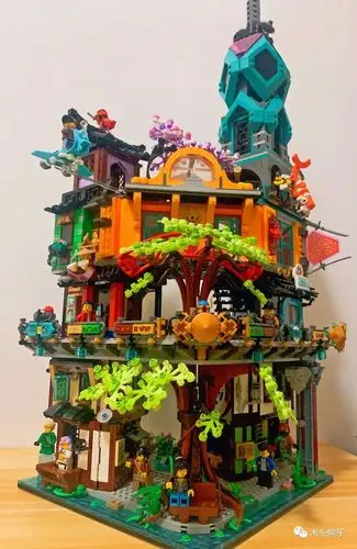 忍者城归来依然带着如此放肆的设计乐高71741幻影忍者城市花园首发