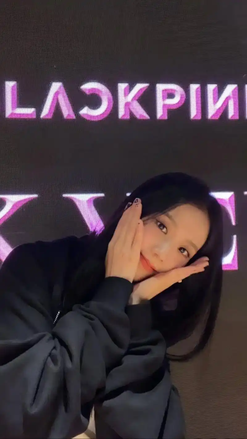 jisoo50张壁纸#jisoo #我喜欢的女孩 #清纯甜美 - 抖音
