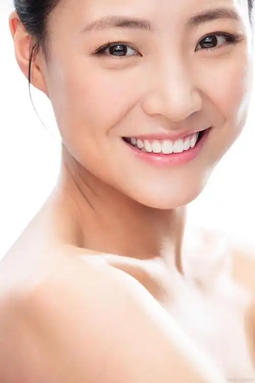 甜美酒窝,笑出真我