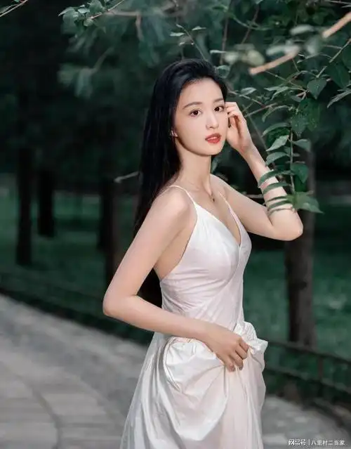 最美上戏校花颜值真抗打