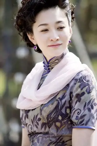 旗袍女神李小冉,一个如民国画中走出来的女人!