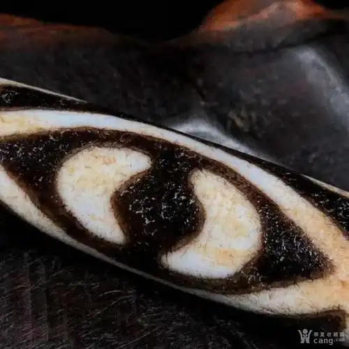 藏区回流千年老料【异形天珠】