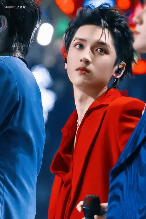 严浩翔叁重楼暨出道四周年演唱会