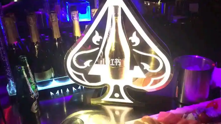 迈阿密黑桃a_酒吧_迈阿密酒吧(太原店)攻略_美食探店_人气酒吧推荐