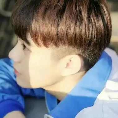 帅气短发男生头像高清小清新阳光男神