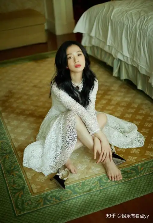 春夏就是一个极具个性的演员.