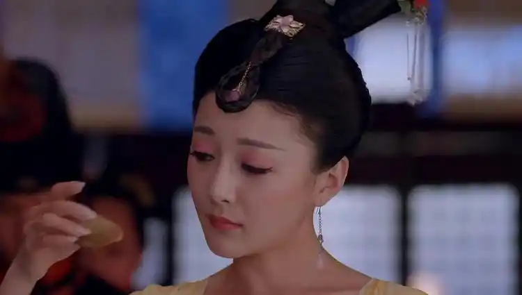 武媚娘传奇萧蔷居然对着武如意说风凉话,小心一会被皇帝赶出来