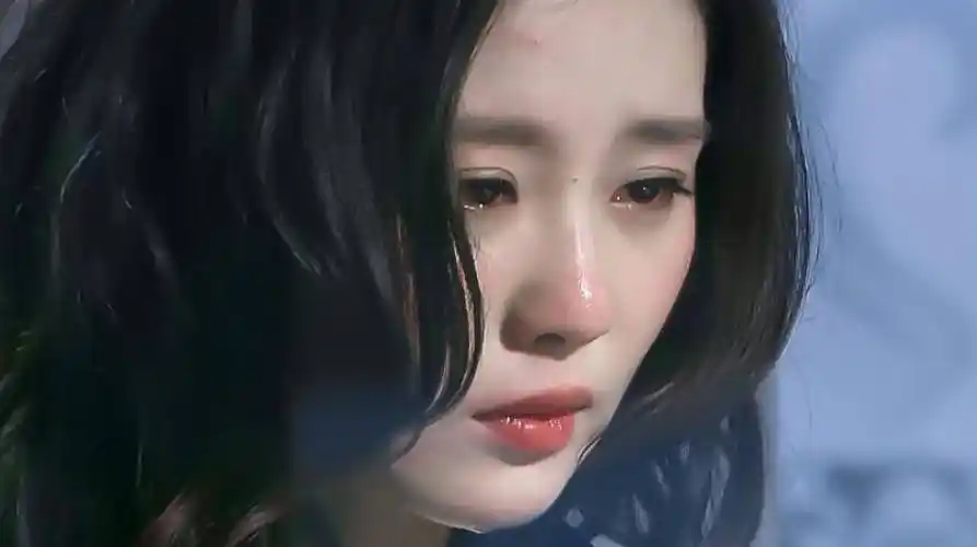 当红女星超具感染力的哭戏:刘诗诗让人心疼,而她落泪仍然是绝美_演技