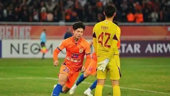 原创山东泰山6人入选国足比赛名单4人竞争首发2人力争出场