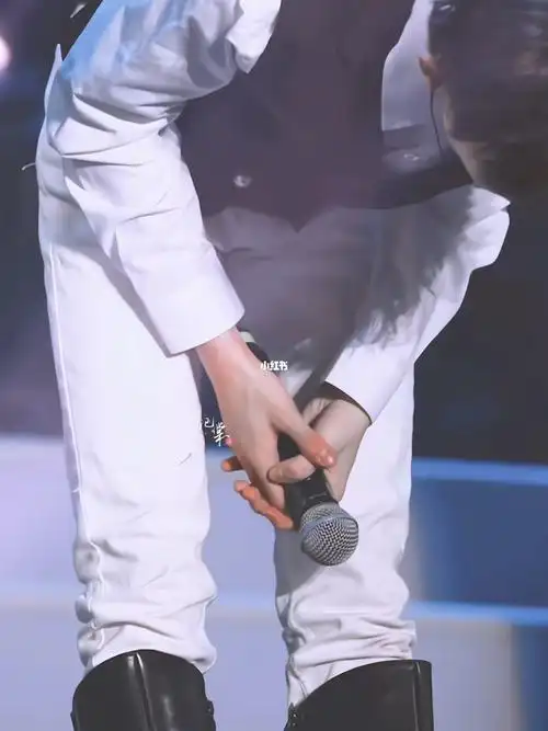 马嘉祺颜控手控的双重满足