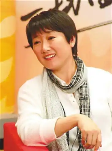 揭秘69岁王刚的三任妻子漂亮名气背景他全齐了