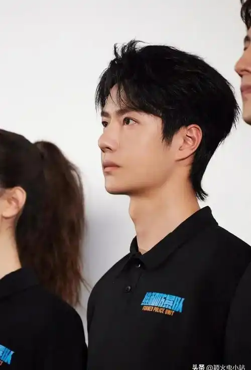 4.29娱乐瓜:肖战王一博赵丽颖李现周雨彤龚俊檀健次刘诗诗黄子韬