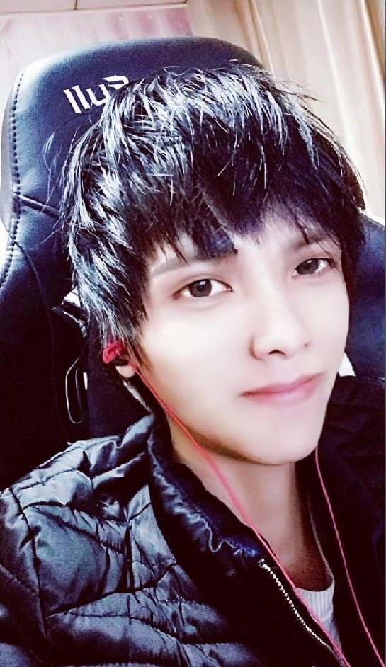 消失几天的主播爆料被强迫签约大主播被当做商品卖来卖去