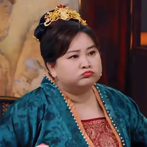 贾玲"整容式"近照曝光:暴瘦100斤,颜值逆天,我却笑不出来.