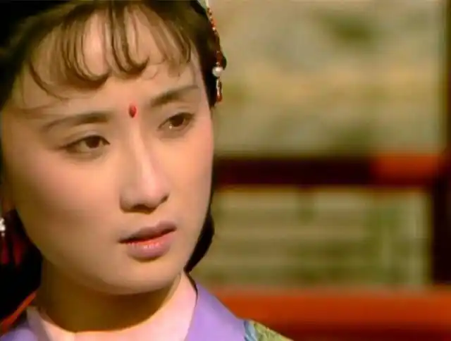 红楼梦:香菱在贾府得到的首赞也是她悲剧人生最凄凉的开始_薛蟠