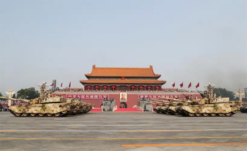 坦克方队:新一代"陆战之王"亮相国庆阅兵