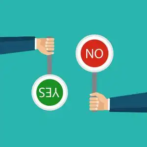 选择的概念,正确的选择和错误的决定照片