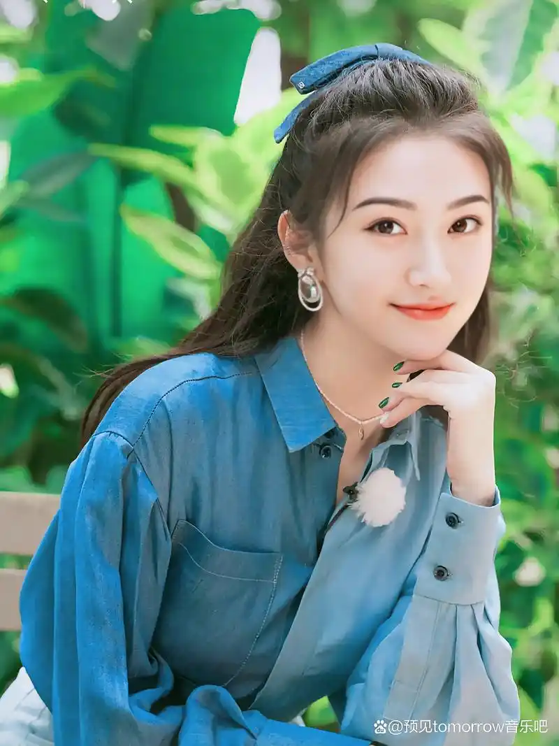 长相甜美的女明星景甜