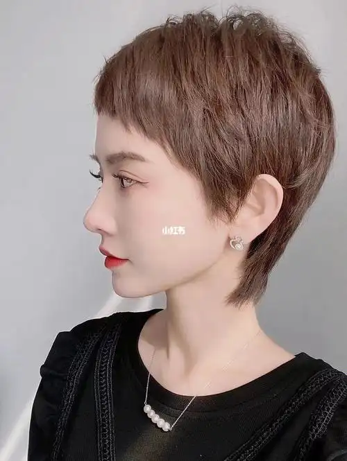 精致短发
