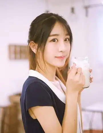 (初中女生最火发型圆脸长发) - 冷求网