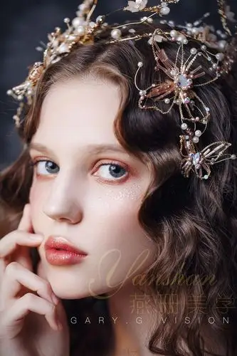 广州燕珊化妆培训的化妆造型作品《#巴洛克新娘#》