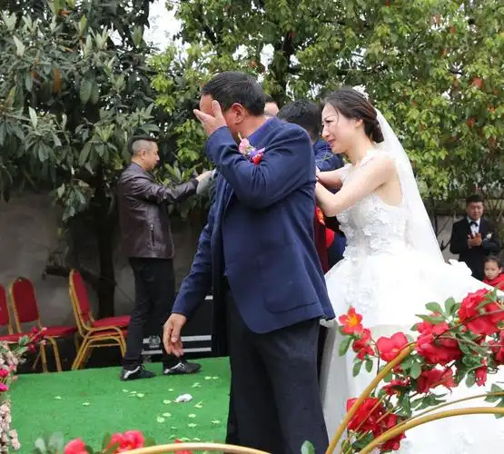 偶遇,一场山村婚礼(原创)