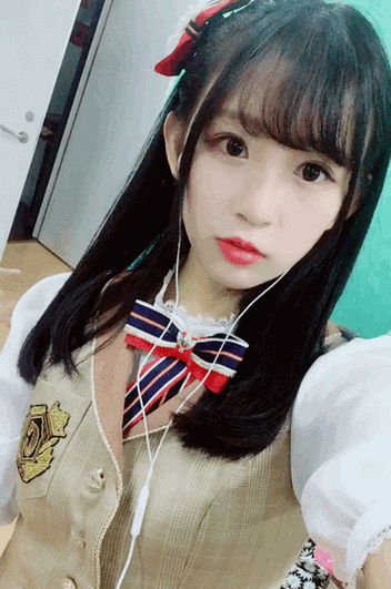 诚实偶像李姗姗##李姗姗 值得夸奖##不夸不是国瑞女孩##夸,都给我