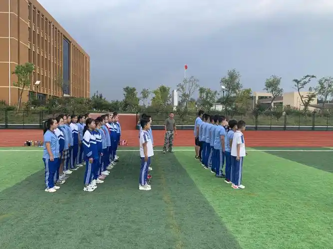 百炼成钢 铸就梦想——育才中学2020年新生军训纪实
