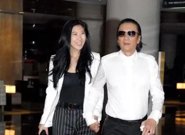 谢贤前女友coco被男友养了12年用青春换来2000万如今怎样了