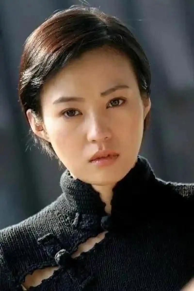 年轻时候的郝蕾倾国倾城