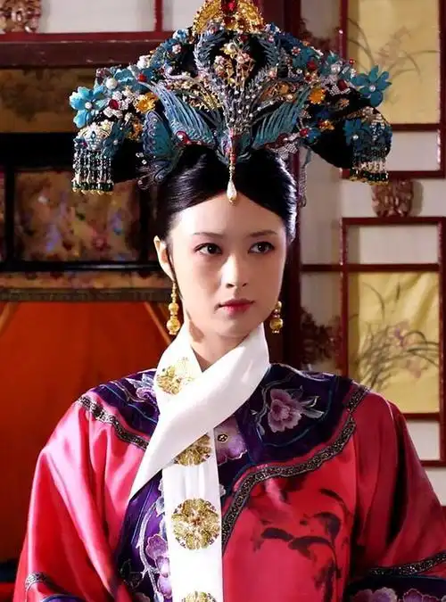 回顾蒋欣凭借甄嬛传中华妃一角火遍大江南北