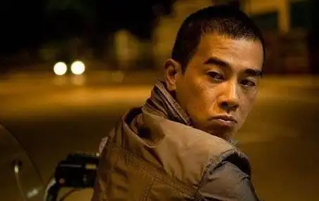 陈小春的演艺生涯已有29年之久,其中最为令人难忘的就是在电影