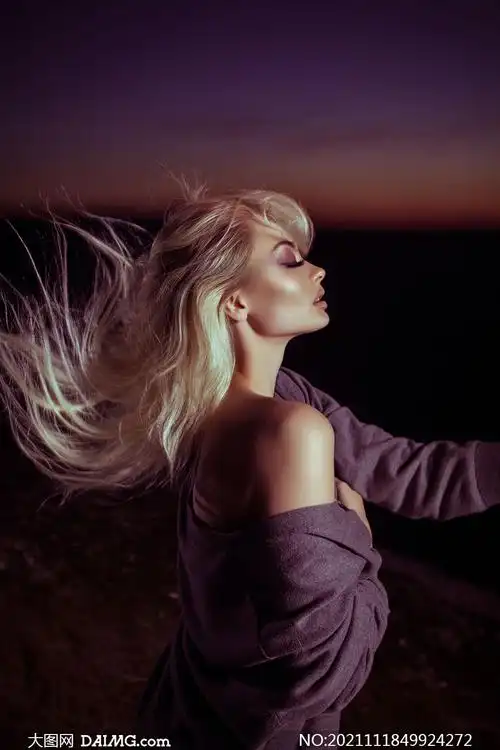 披肩金发彩妆美女人物摄影高清图片_大图网图片素材