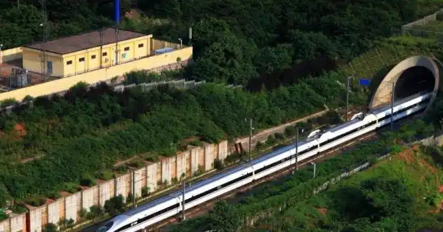 亚洲最长的三条隧道:一条建成用了23年,一条在中国却鲜为人知