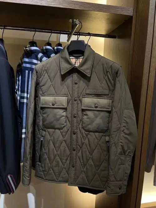 巴宝莉男士棉服分享