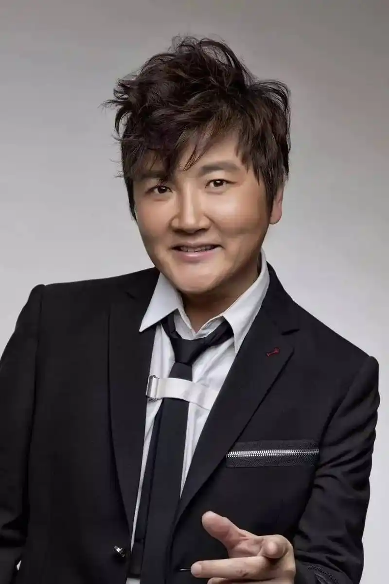 孙楠是这样的人?成名后抛弃妻女,女儿大病想见爸爸遭孙楠拒绝!