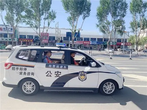科左中旗公安局新的110抢警勤务模式亮相街头