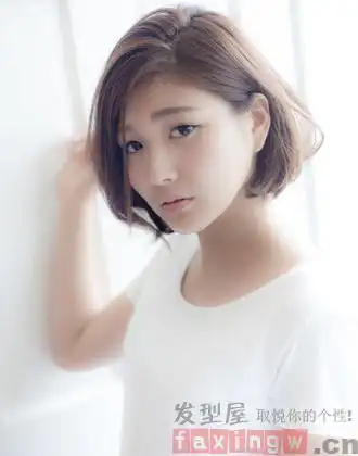 小脸女生发型推荐 简单时尚超百搭