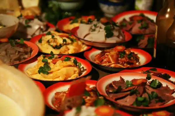 "八大件"是安康人饮食文化的一个缩影