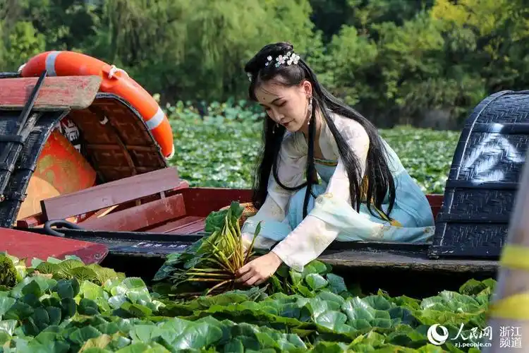在浙东唐诗之路上感受诗韵绍兴