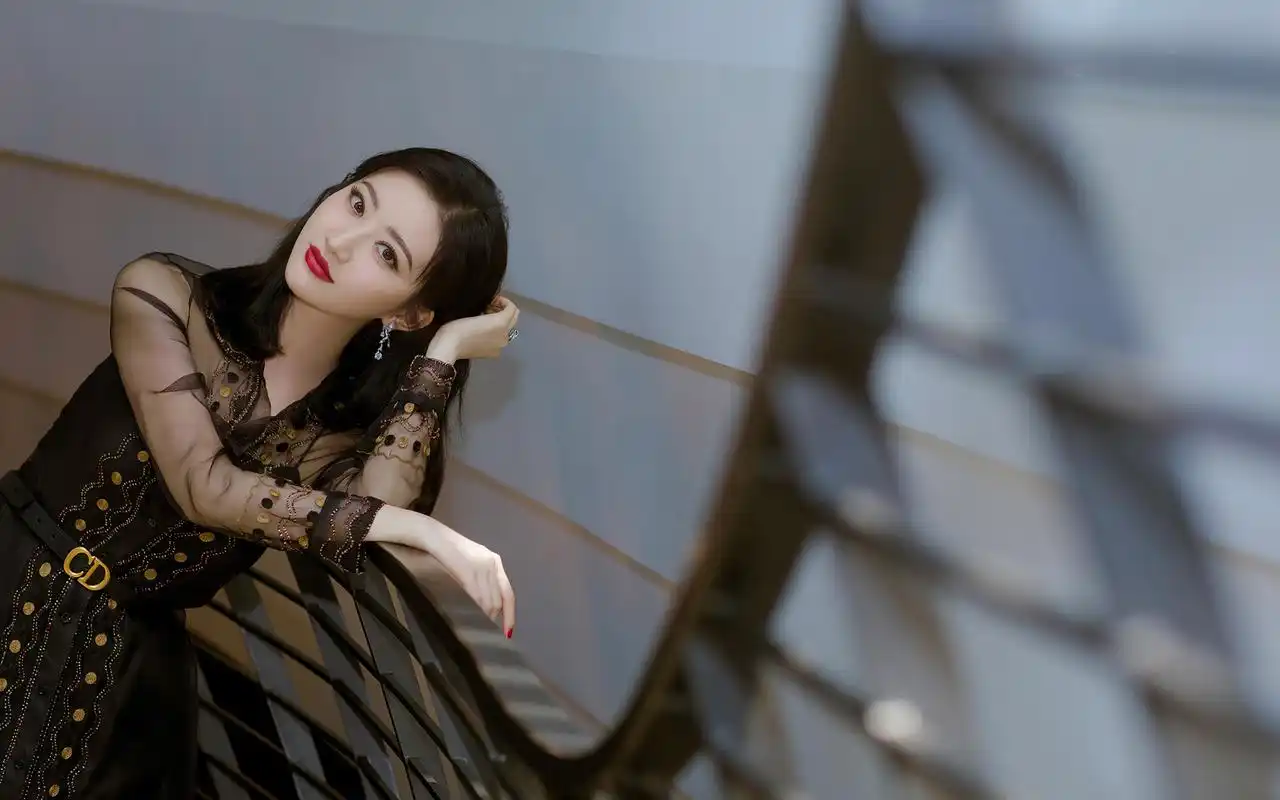 景甜优雅性感高清桌面壁纸高清大图预览1920×1200_大陆明星下载_美桌