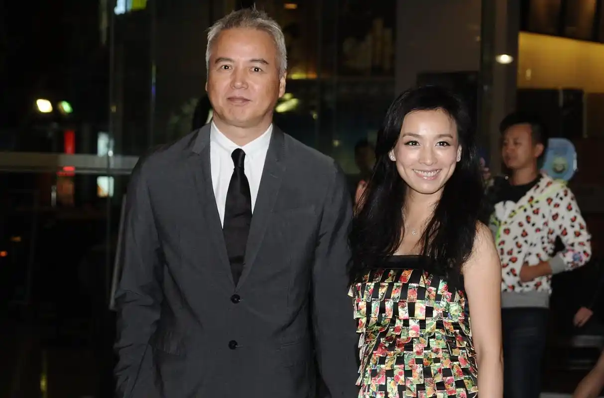 中国台湾男演员,代表作有《一帘幽梦》,《望夫崖》,《哑妻》,其妻