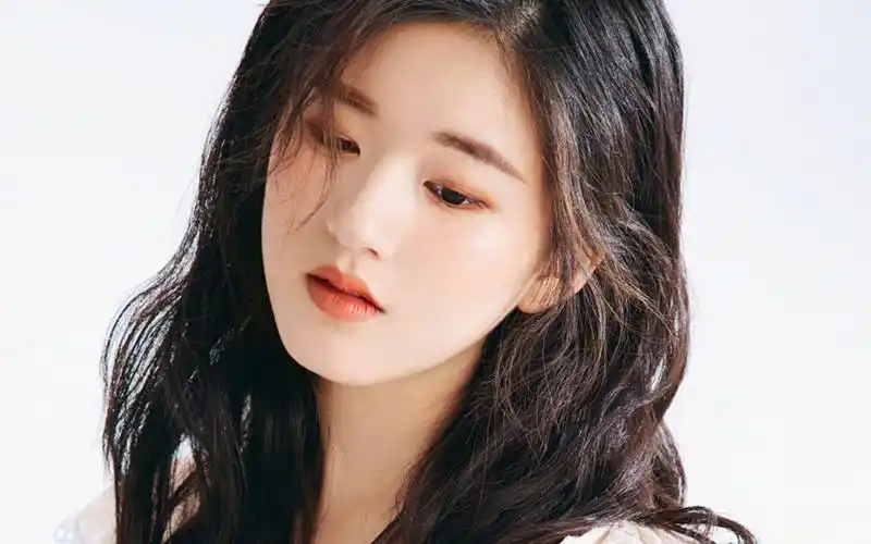 赵露思性感写真图片桌面壁纸