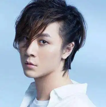 张大仙颜值尽毁翻到多年前老照片这五官比例亮了