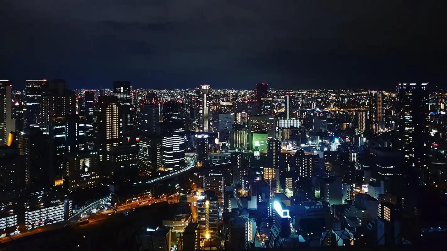 城市夜晚唯美风景图片桌面壁纸