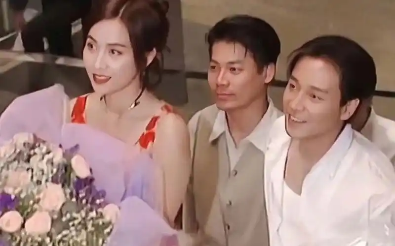 【张国荣&刘嘉玲】这对靓仔靓女美到让挪不开眼!