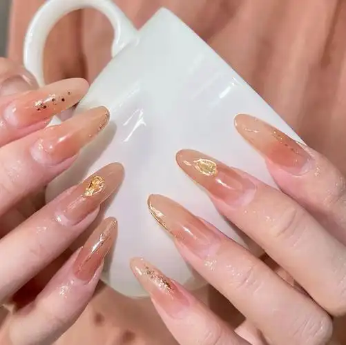 美甲显白耐看款