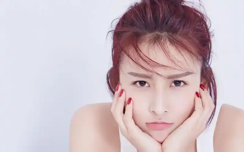 贾青清新俏皮写真图片桌面壁纸