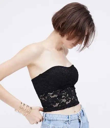 夏季无肩带内衣薄款性感蕾丝可拆卸防走光抹胸女士无钢圈文胸