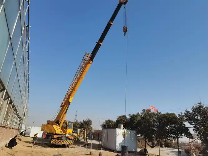 吊车驾驶的操作规程和准则